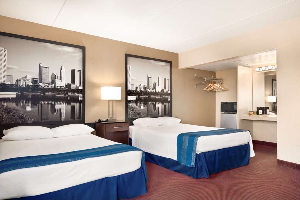 Super 8 By Wyndham Millbury/Toledo Quarto foto
